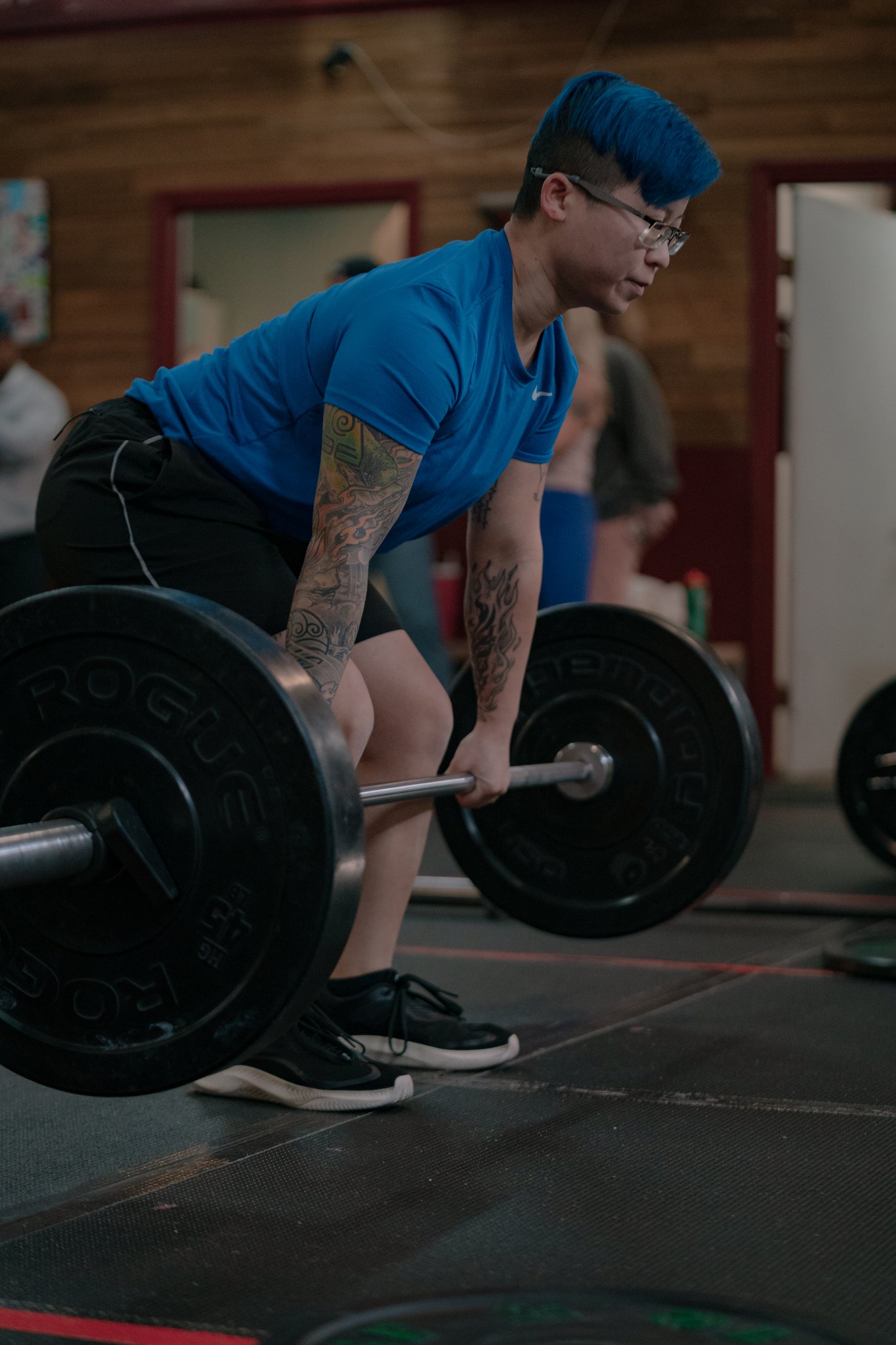 Jin Jin deadlifting at the gym
